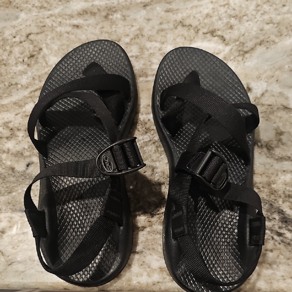 Chaco Black Strappy Sport Sandals